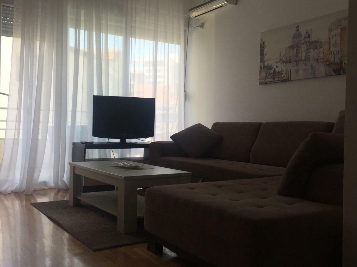 City & Sea Apartments 부드바 외부 사진